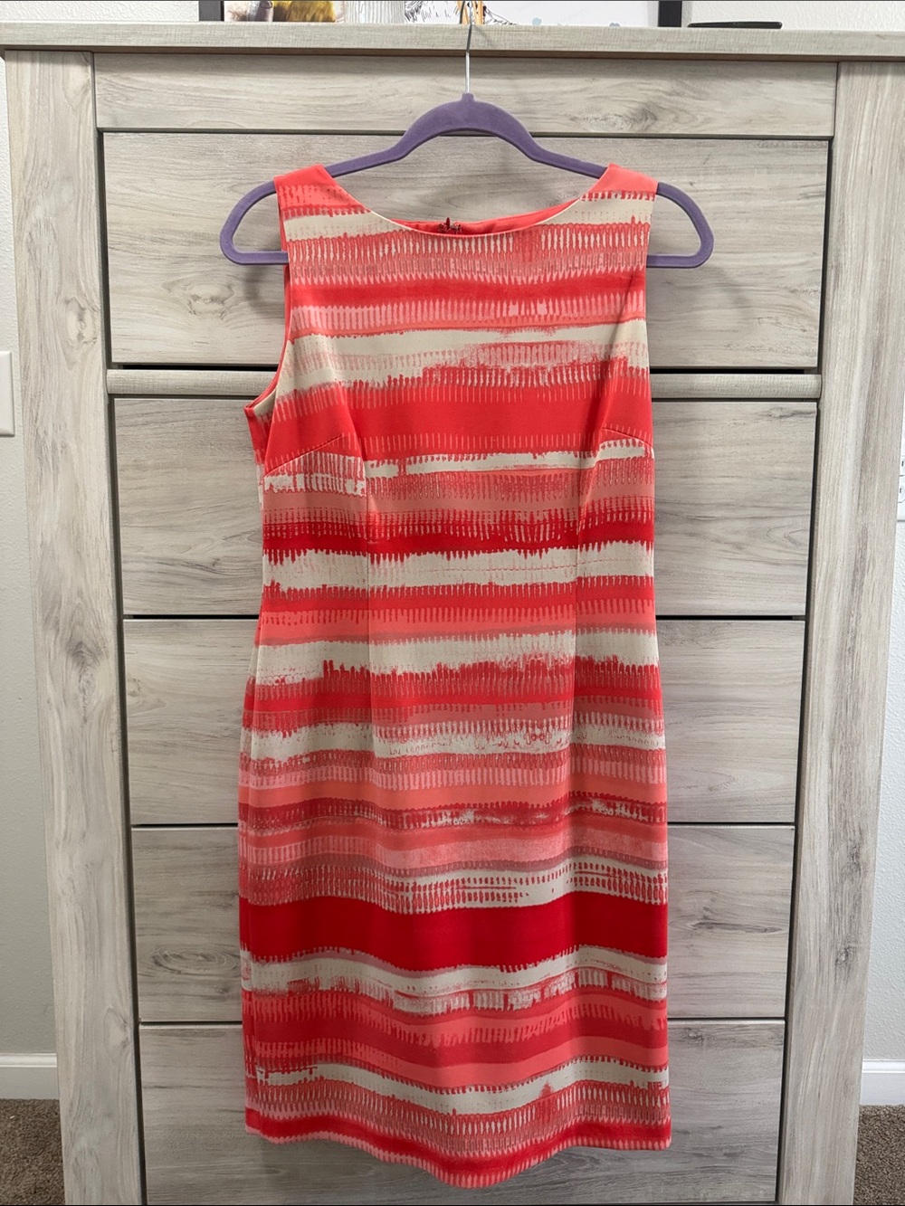 Women’s Coral Stripe Midi Dress - Sleeveless Elegant Shift